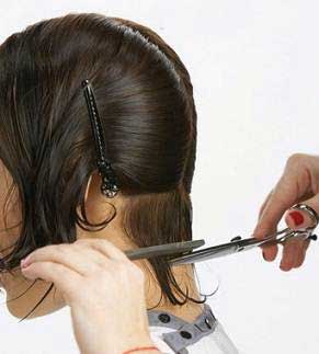 آموزش کوتاه کردن موی سر خانمها به صورت تصویری