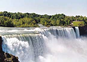 10 آبشار غير قابل تصور و زیبا
