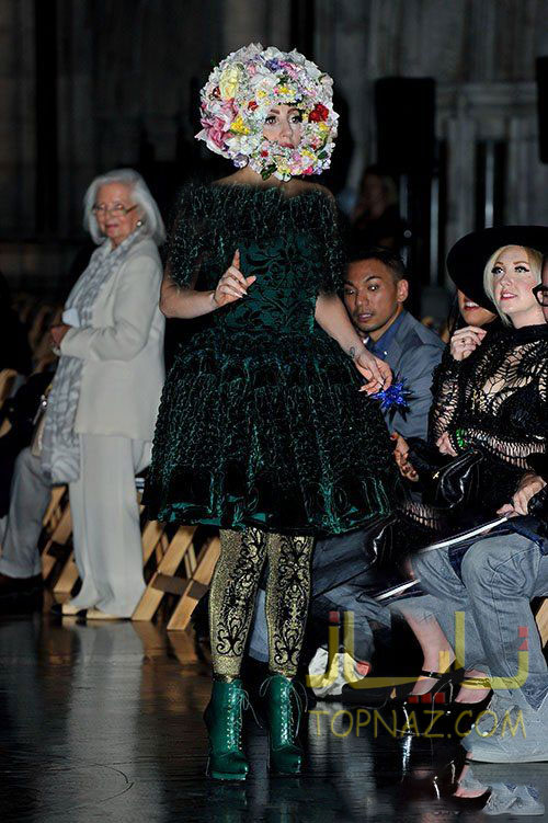 عکسهای جدید لیدی گاگا خواننده ی 26 سااله در Mercedes-Benz London Fashion Week Spring 2013
