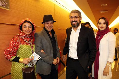 مهدی پاکدل و همسرش + جواد عزتی و همسرش