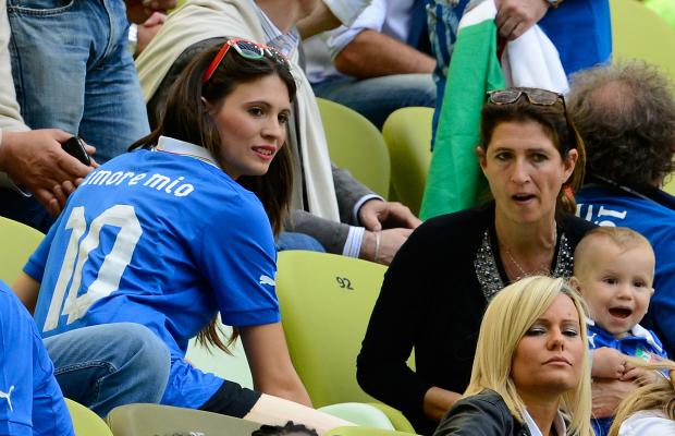 تصاویر زیبا از احساسات تماشاگران زن یورو 2012 (12)