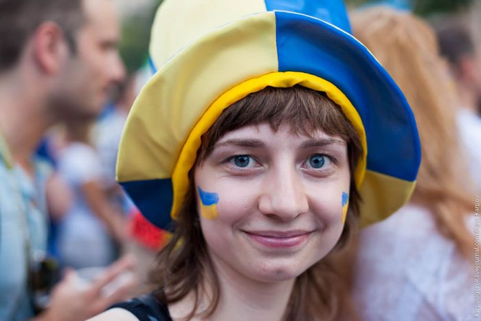 تصاویر زیبا از احساسات تماشاگران زن یورو 2012 (26)