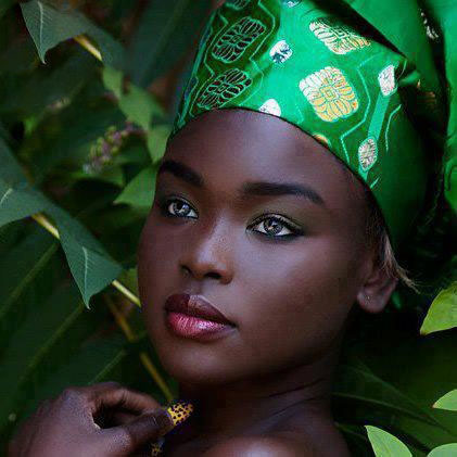 دختر زیبای آفریقایی