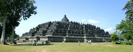 معبد بوروبودر در اندونزی