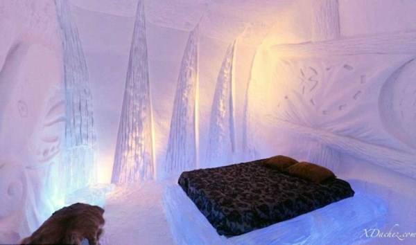 هتل یخی