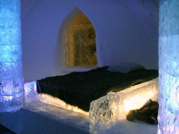 134 Ice Hotel in Canada (24 photos)