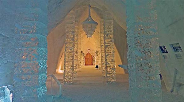 192 Ice Hotel in Canada (24 photos)