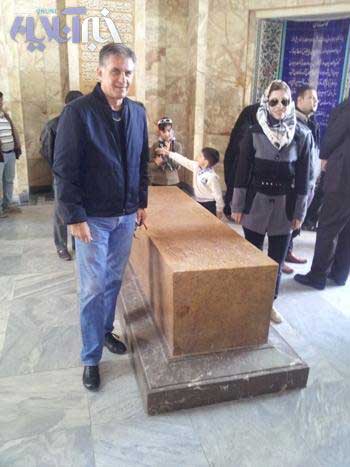 کارلوس کروش و همسرش