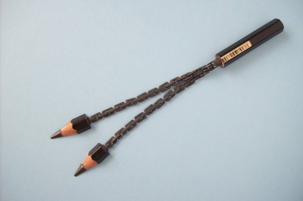 3134 Intricate Sculptures Carved from a Single Pencil (24 photos)