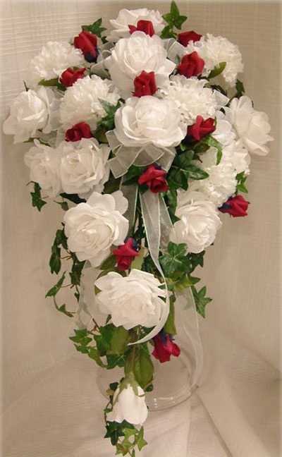 دسته گل آبشاری عروس