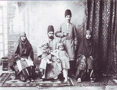 پوشش 100سال قبل ایرانیان,پوشش خانواده ایرانی در دوران قاجار