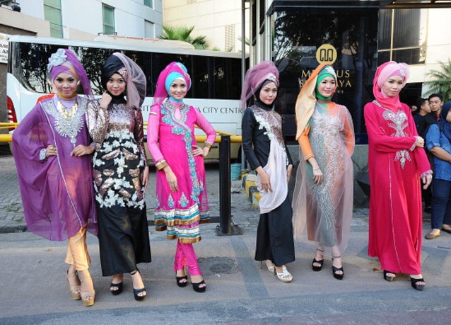 شوی لباس زنانه مدل اسلامی در اندونزی