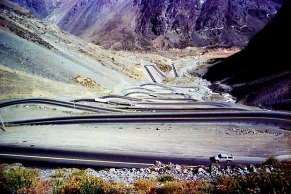 131 Most Wicked Roads In The World (34 photos)