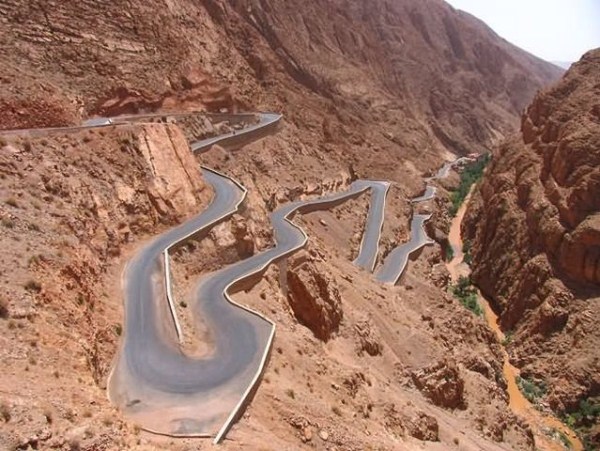 221 Most Wicked Roads In The World (34 photos)