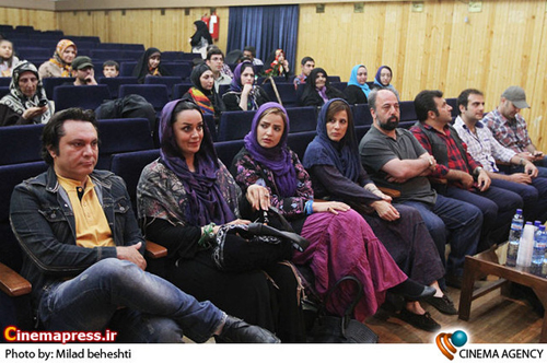عکس زیور بازیگر سریال آوای باران در کنار همسرش عکس زیور بازیگر سریال آوای باران در کنار همسرش