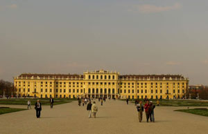آشنایی با کاخ شنبرون در اتریش + تصاویر