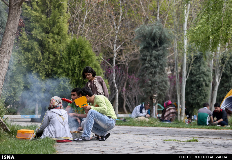 عکس های روز سیزده بدر در تهران, روز طبیعت