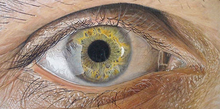 نقاشی زیبا از چشم و لب با مداد