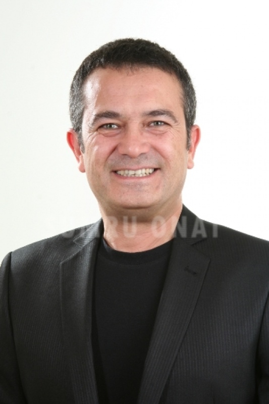 احمد در سریال در انتظار آفتاب احمد در سریال در انتظار آفتاب