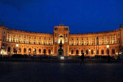 كاخ هاي سلطنتي اروپا,زیباترین کاخ های اروپا,مکانهای تاریخی جهان