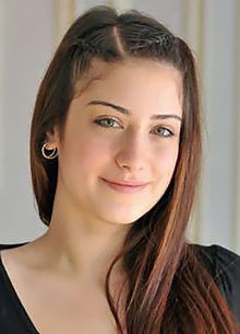 بیوگرافی هازل کایا در نقش مارال در سریال مارال