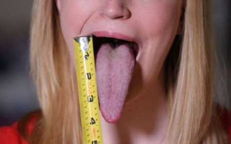 عکس های دختر زبان دراز 18 ساله! عکس های دختر زبان دراز 18 ساله!