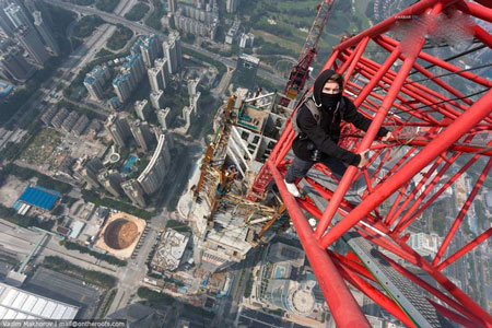 عکس های دلهره آور از بلندترین برج جهان! +تصاویر