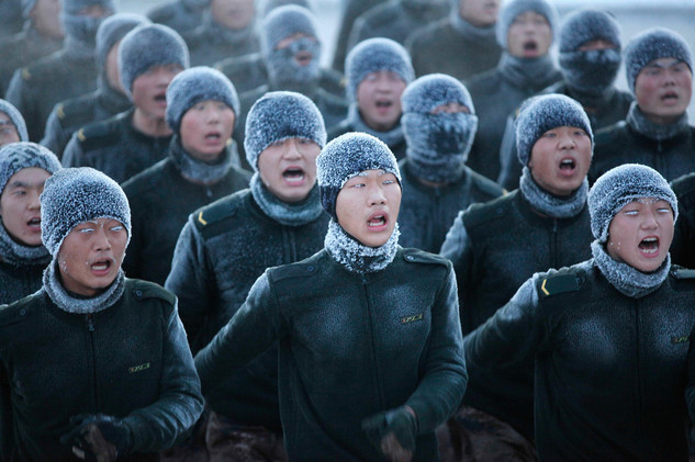 آموزش نیروهای چینی در دمای 30 درجه زیر صفر