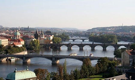 سفر به پراگ در جمهوری چک شهر قلعه ها