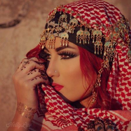 هلن عبدالله هلن عبدالله