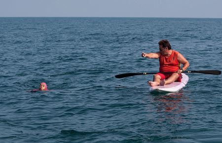 عکس های دختر شناگر ایرانی در دریای شمال که رکورد زد