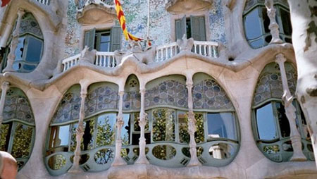 شاهکار معماری دنیا در اسپانیا 