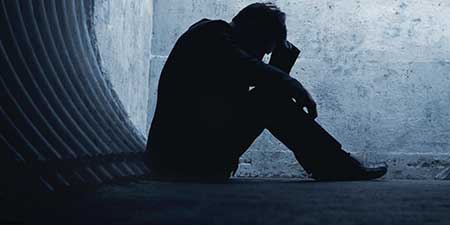 علائم و درمان افسردگی آقایان به دلیل بیکاری