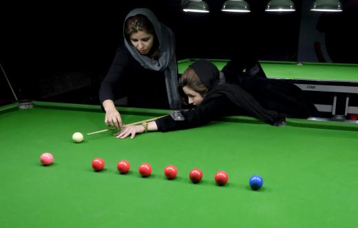 عکس های اکرم محمدی امینی دختر بیلیاردباز ایرانی