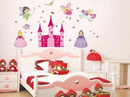 مدل کاغذ دیواری فانتزی برای اتاق کودک