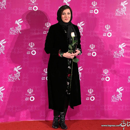 مهتاب کرامتی در افتتاجیه سی و چهارمین جشنواره فیلم فجر