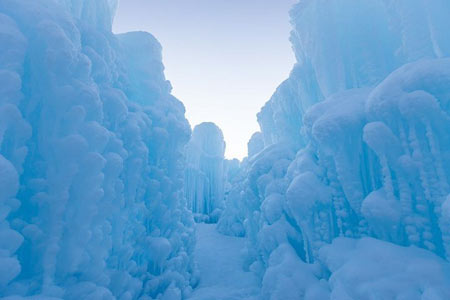 جالب ترین جاذبه گردشگری یخی جهان پارک یخی زمستانی کانادا 