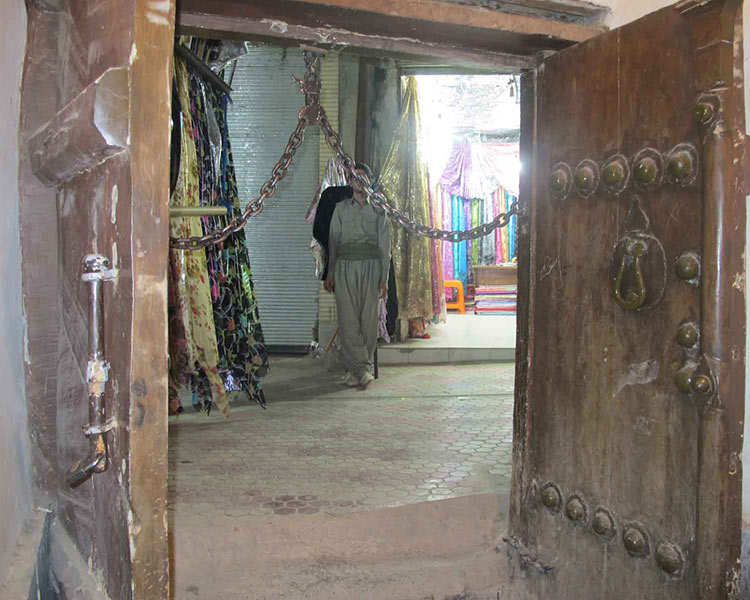 راهنمای سفر نوروزی به استان کردستان مسجد هاجرخاتون