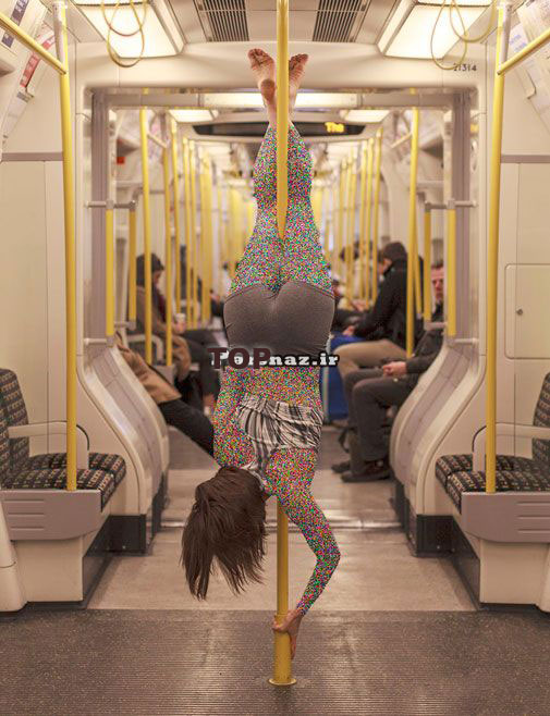 عکس های جالب رقصیدن دختر در مترو!