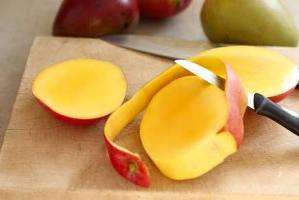 پوست کدام میوه ها قابل خوردن است؟