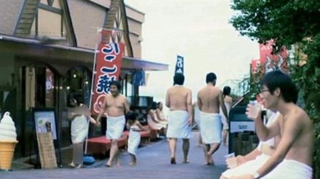 عکس های گردشگران لخت زن و مرد در پارک حمام ژاپن!