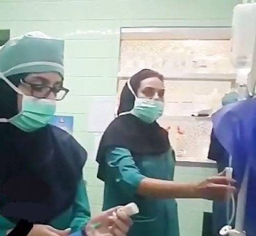 افتضاح چالش مانکن در اتاق جراحی و کنار بیمار در ایران! + عکس جنجالی چالش مانکن
