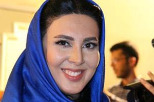عکس از لیلا بلوکات با تیپ و لباس ورزشی در باشگاه عکس از لیلا بلوکات با تیپ و لباس ورزشی در باشگاه