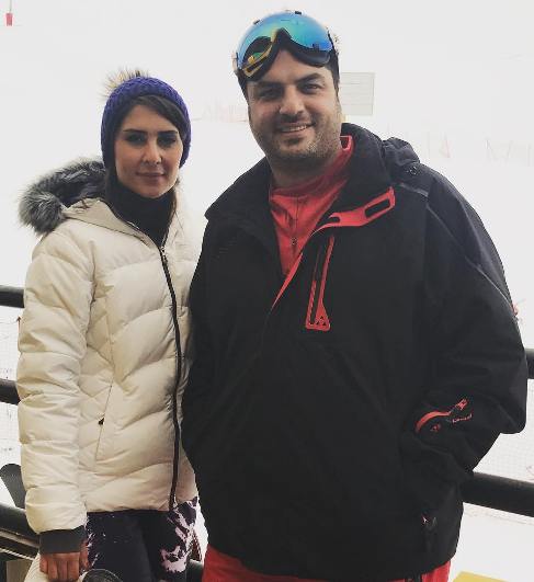 عکس سام درخشانی در کنار زنش عسل در پیست اسکی