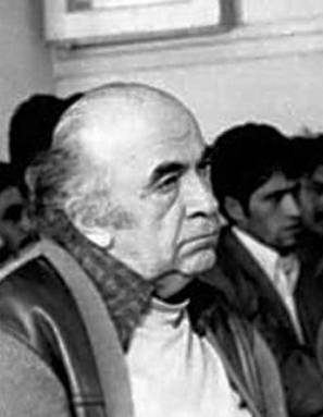امیر عباس هویدا 