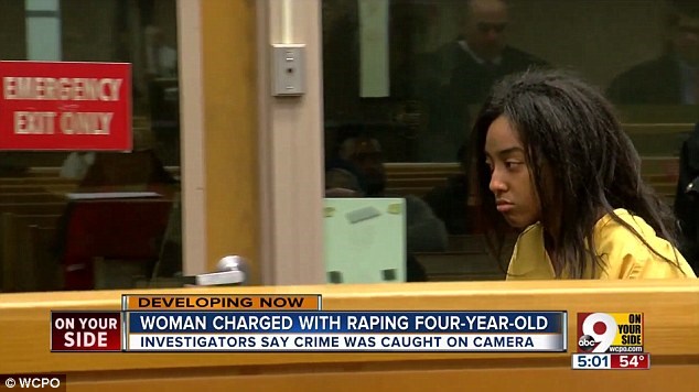 زن جوان که به پسر 4 ساله تجاوز کرده بود و رابطه جنسی داشت دستگیر شد! + عکس