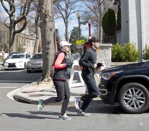 عکس های ایوانکا ترامپ و همسرش در حال ورزش کردن