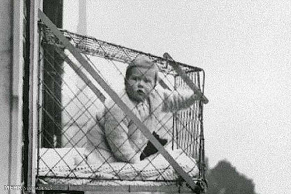 کودکان در قفس