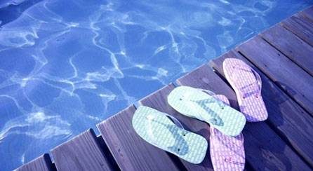قبل از رفتن به استخر شنا این 8 نکته مهم را بخوانید