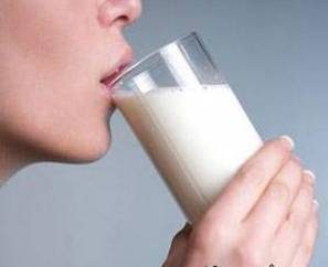 دلیل اسهال گرفتن بعد از نوشیدن شیر چیست؟